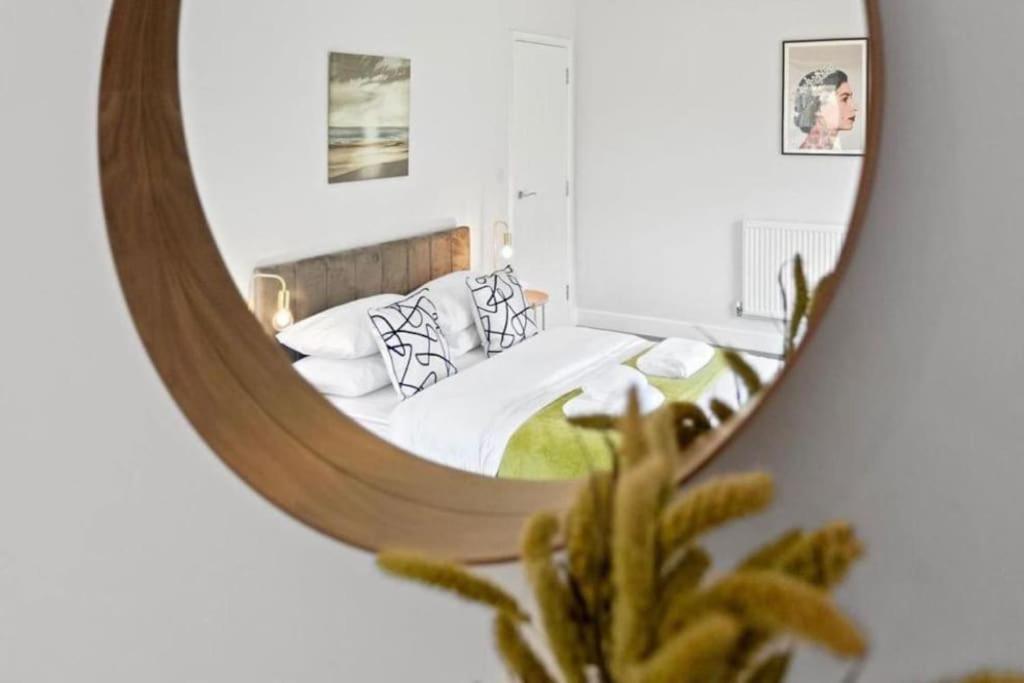 The Donkey Shed With Hot Tub Apartment Ramsgate Exterior photo